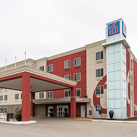Motel 6-Moosomin, Sk Екстериор снимка