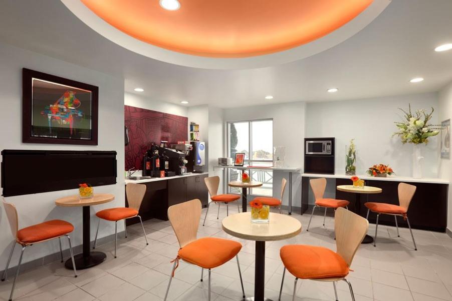 Motel 6-Moosomin, Sk Екстериор снимка