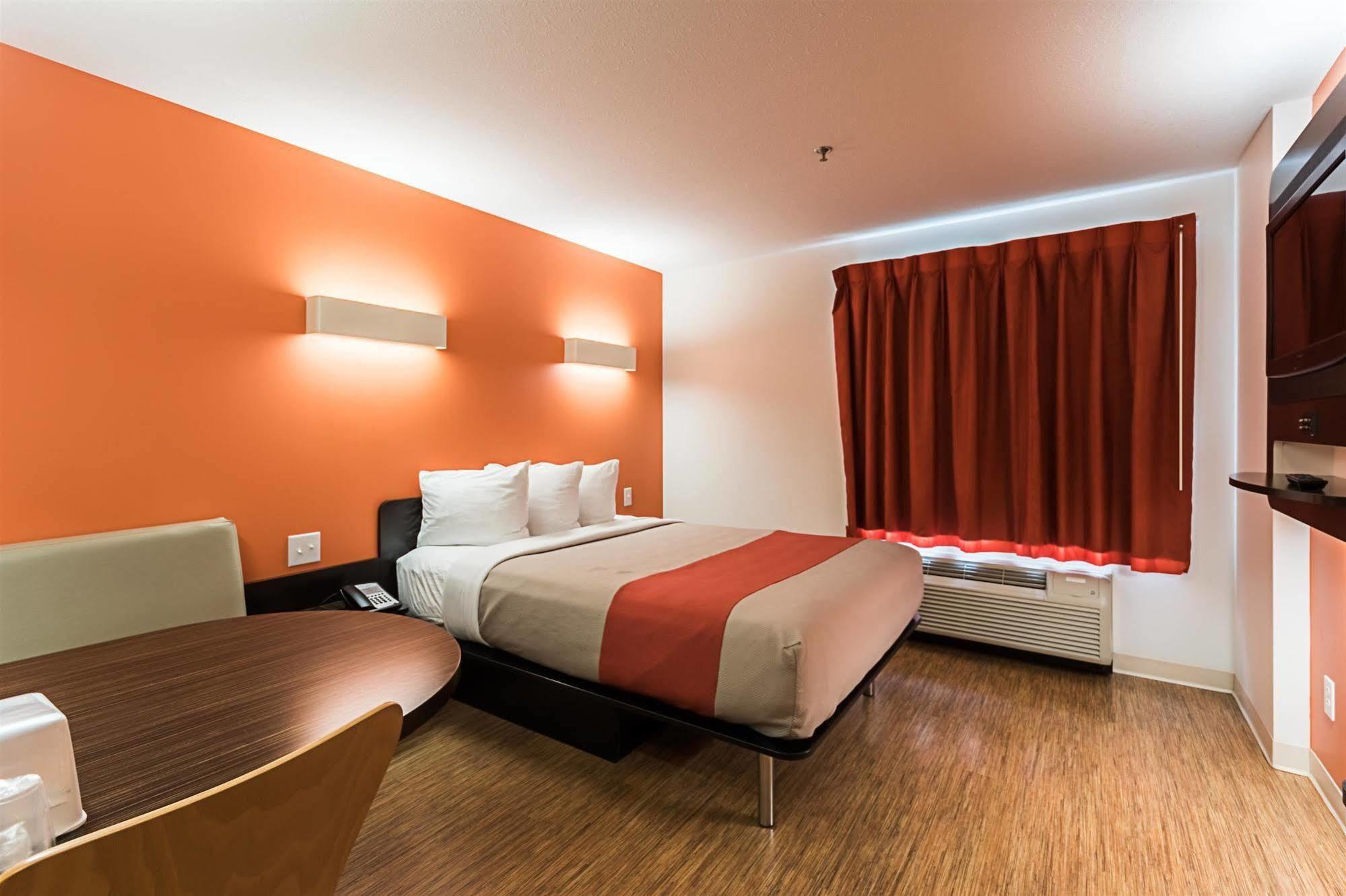 Motel 6-Moosomin, Sk Екстериор снимка