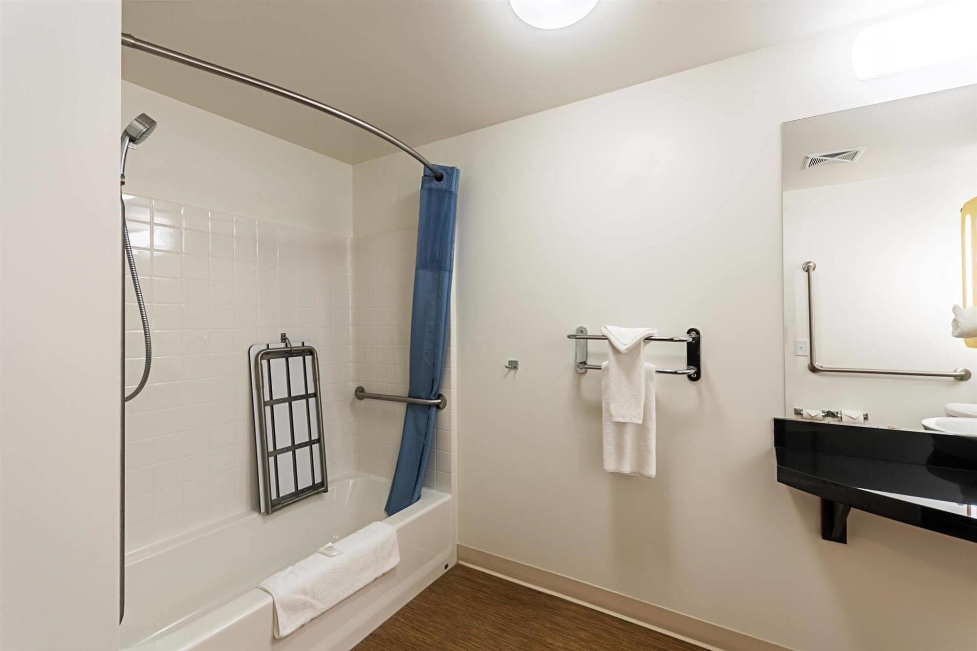 Motel 6-Moosomin, Sk Екстериор снимка