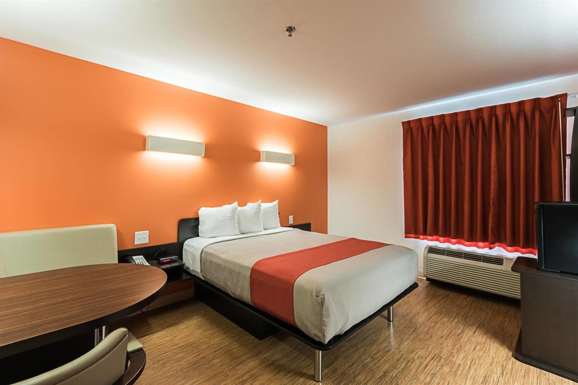 Motel 6-Moosomin, Sk Екстериор снимка